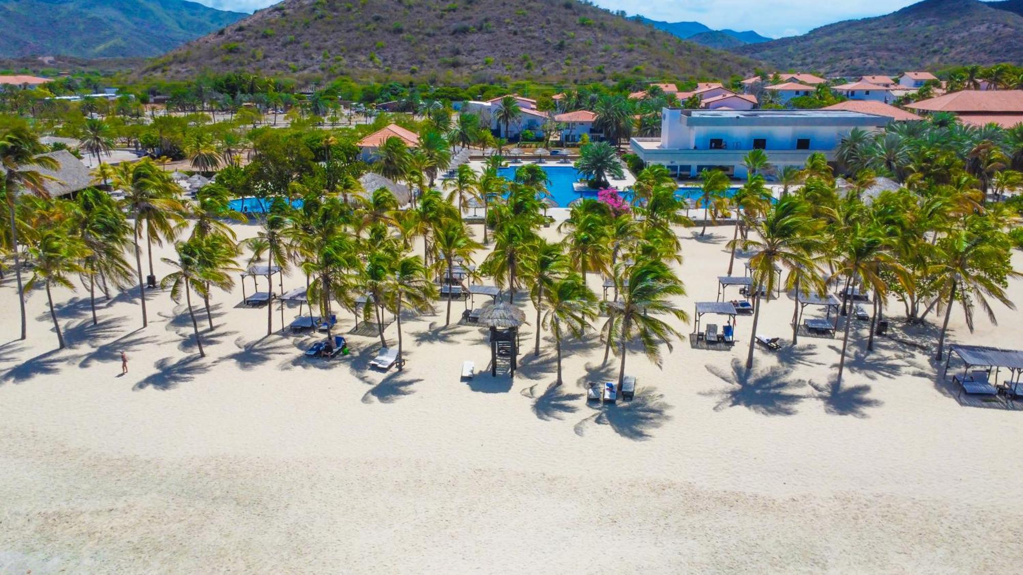 Hotel Sunsol Ecoland Pedro Gonzalez Exterior foto